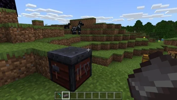Zdjęcie Jak zrobić stół kowalski w Minecraft - proste kroki i materiały
