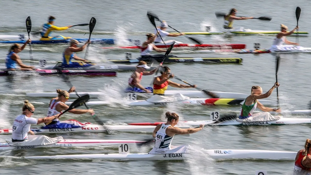 Zdjęcie Kajakarstwo w Racicach: Kluczowe wydarzenia i osiągnięcia sportowe