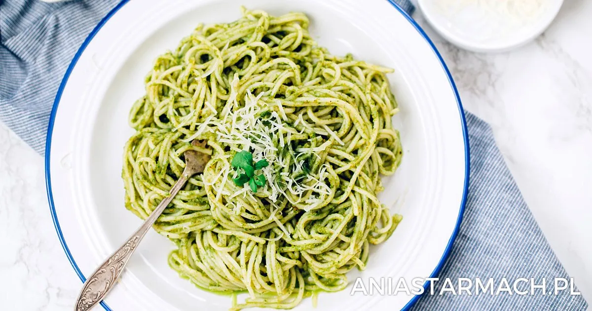 Zdjęcie Prosty przepis na spaghetti z pesto bazyliowym, który zachwyci smakiem