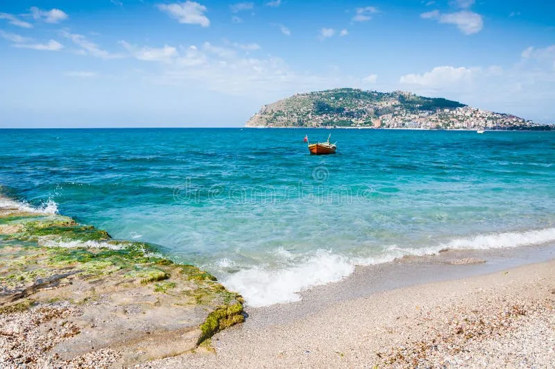 Zdjęcie Alanya w Turcji: Jakie morze czeka na Ciebie i dlaczego warto je poznać?