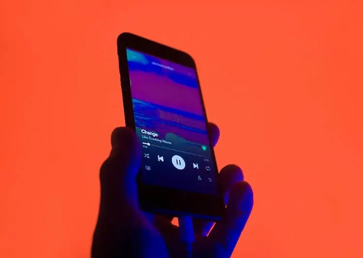 Zdjęcie Jak zapętlić piosenkę na Spotify i cieszyć się ulubionymi utworami