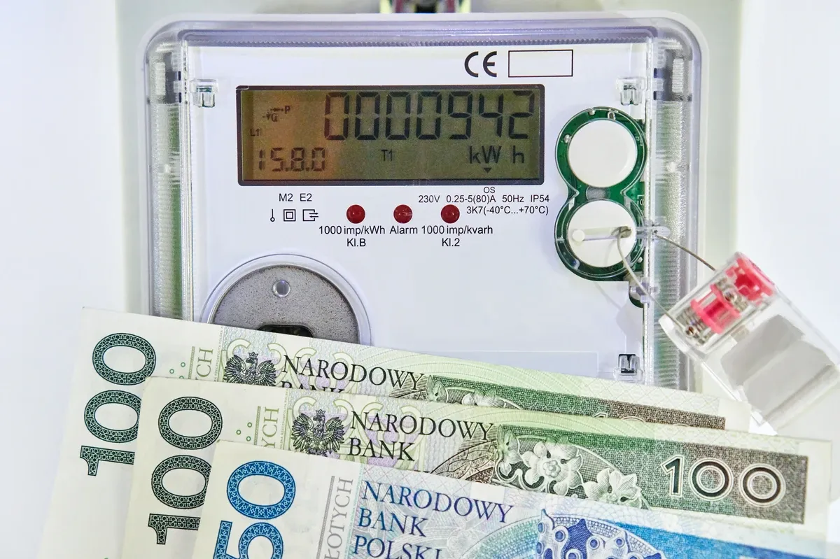 Zdjęcie Ile obecnie kosztuje 1 kWh? Sprawdź, jak uniknąć wysokich rachunków