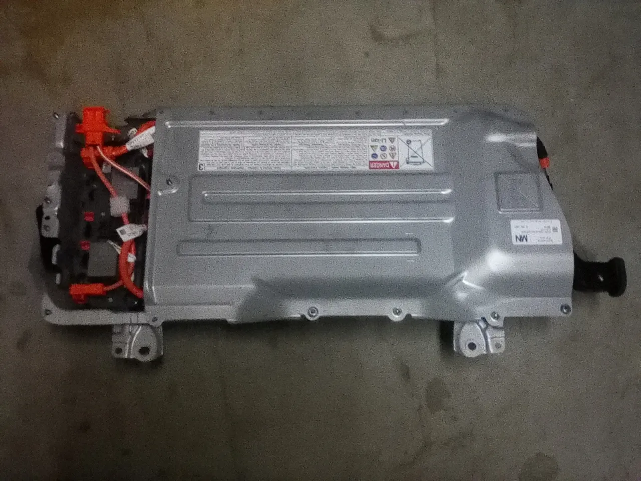 Zdjęcie Gdzie jest akumulator w Toyota Yaris Hybrid? Oto, co musisz wiedzieć