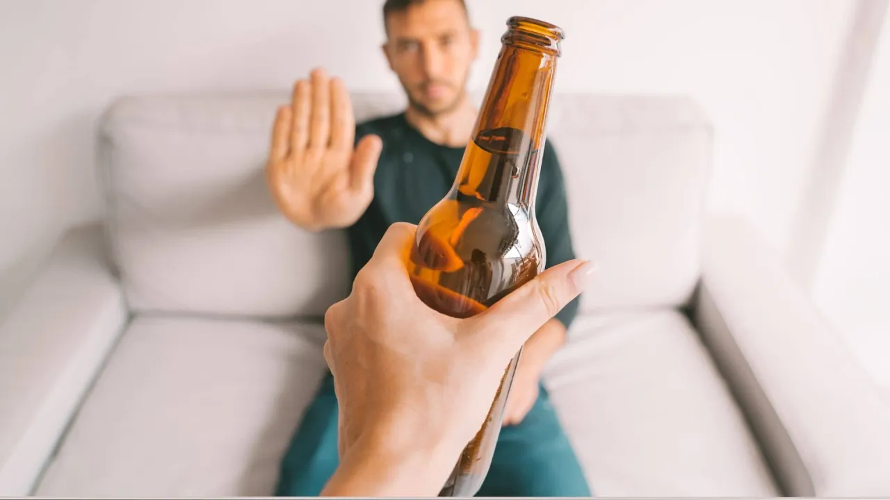Zdjęcie Czy nowotwór lubi alkohol? Poznaj ryzyko i skutki dla zdrowia