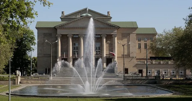 Zdjęcie Repertuar Teatru Wielkiego w Poznaniu: Spektakle i Bilety 2025