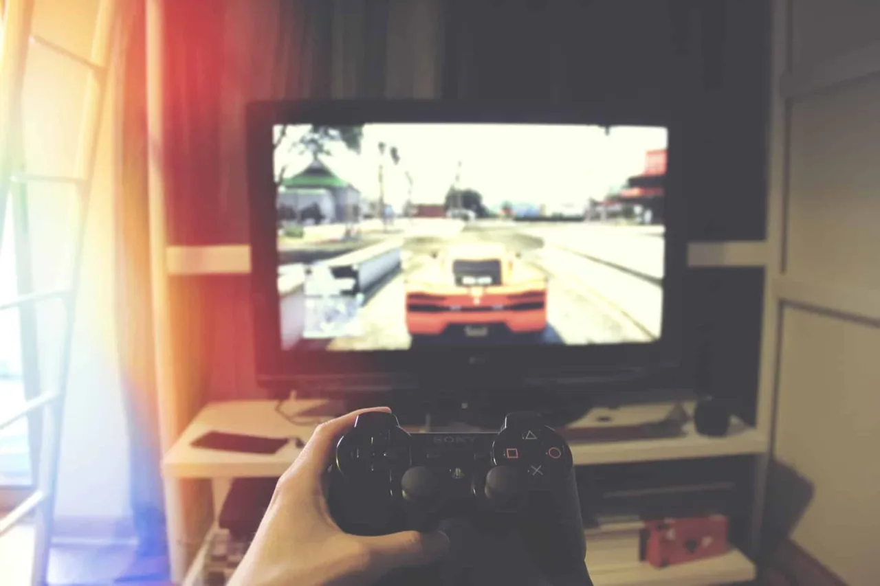Zdjęcie Jak udostępnić PS Plus na inne konta PS5 i cieszyć się grami razem