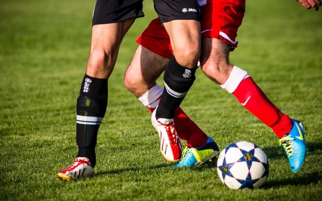 Zdjęcie Ile trwa jedna połowa meczu piłki nożnej? Sprawdź, czego nie wiesz o czasie gry!
