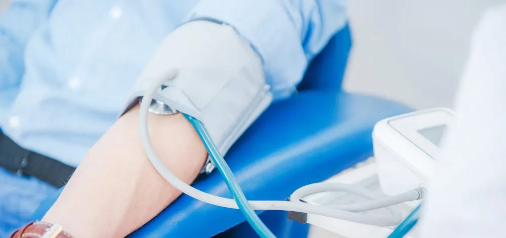 Zdjęcie Przy jakim niskim ciśnieniu wezwać pogotowie? Objawy, które alarmują