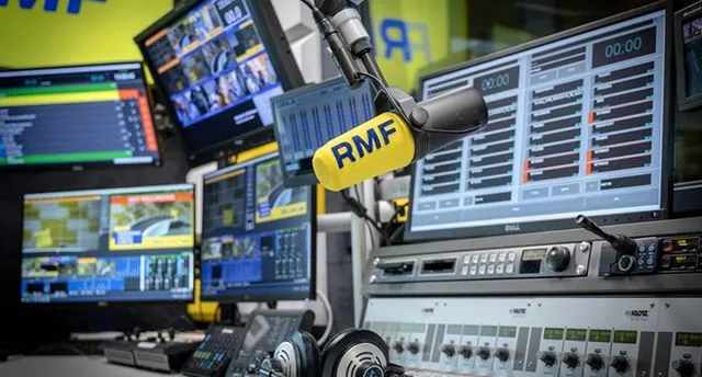 Zdjęcie RMF FM ile FM: Sprawdź, gdzie znaleźć stację w Twoim regionie