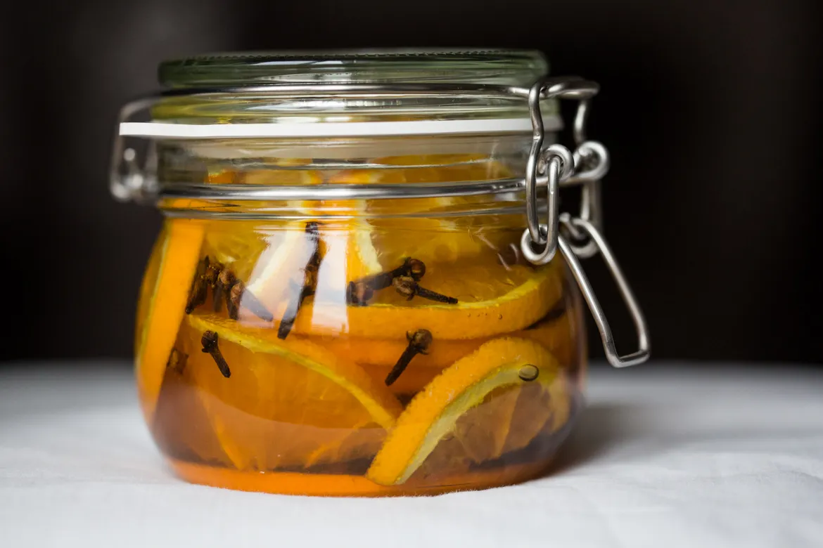 Zdjęcie Domowy syrop do herbaty: prosty przepis na 4 aromatyczne dodatki smakowe
