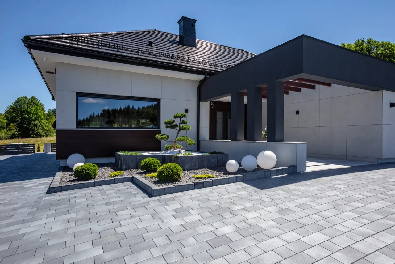 różne rodzaje kostki brukowej przykłady