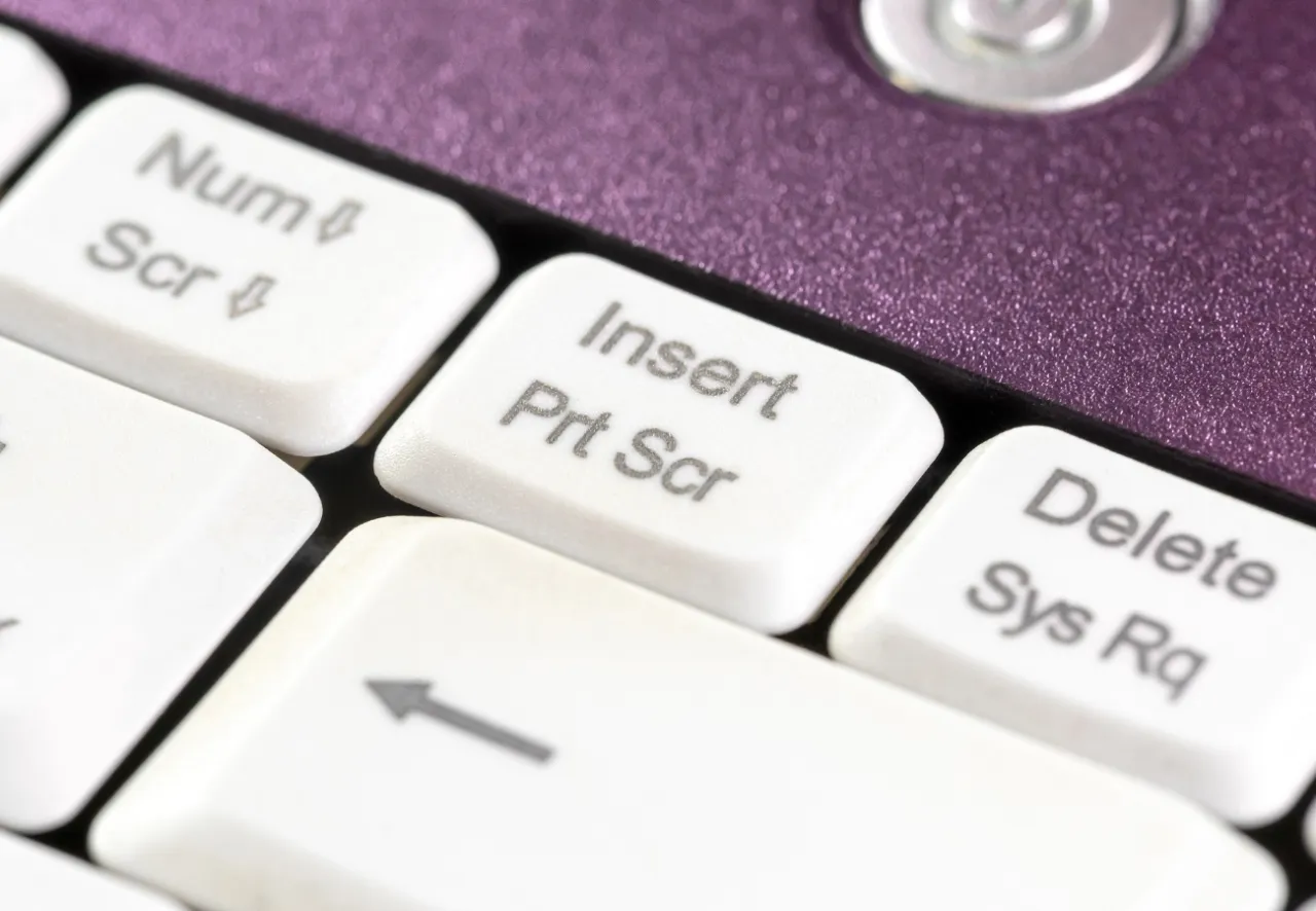 klawiatura laptopa print screen