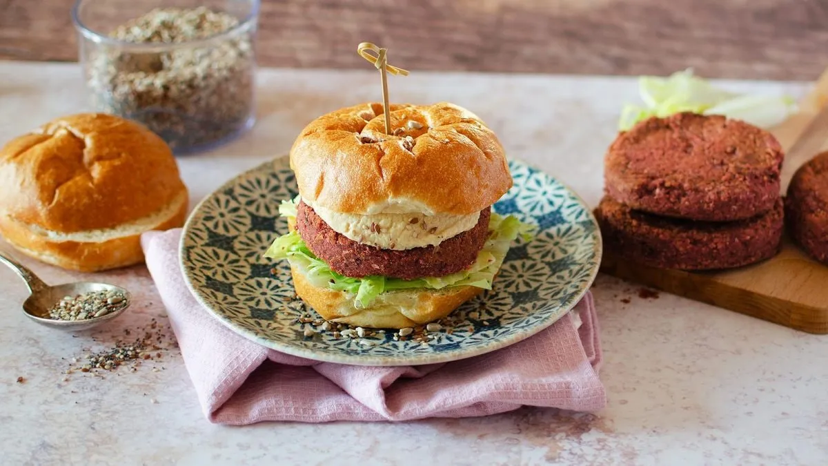 Hamburger di barbabietola gourmet