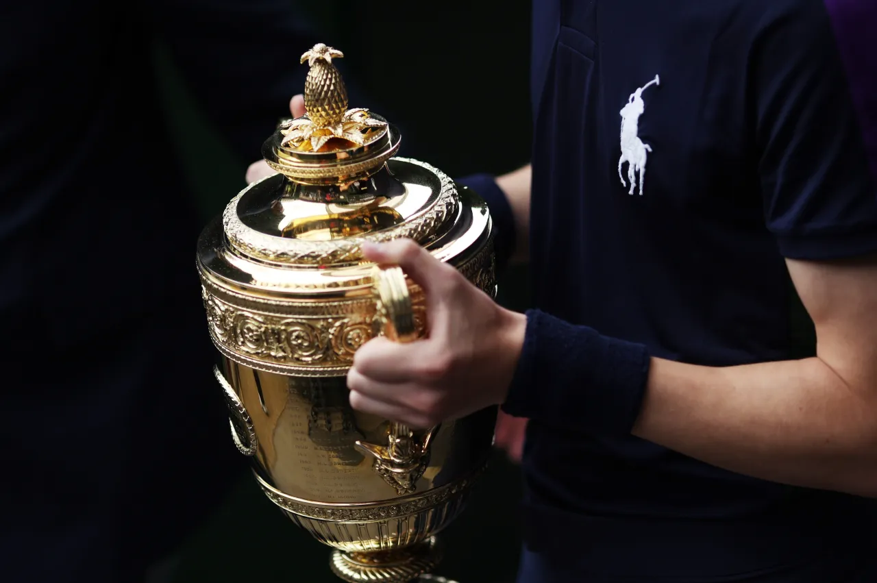 Wimbledon trophy prize money
