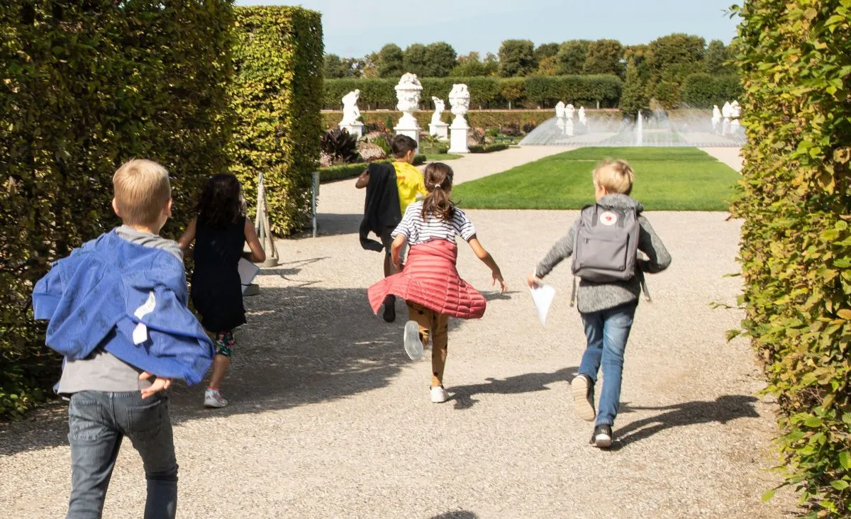 Kinder entdecken die Herrenhäuser Gärten in Hannover