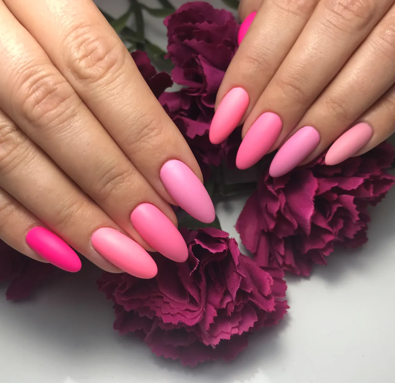 Dopasowanie koloru paznokci do karnacji przykłady