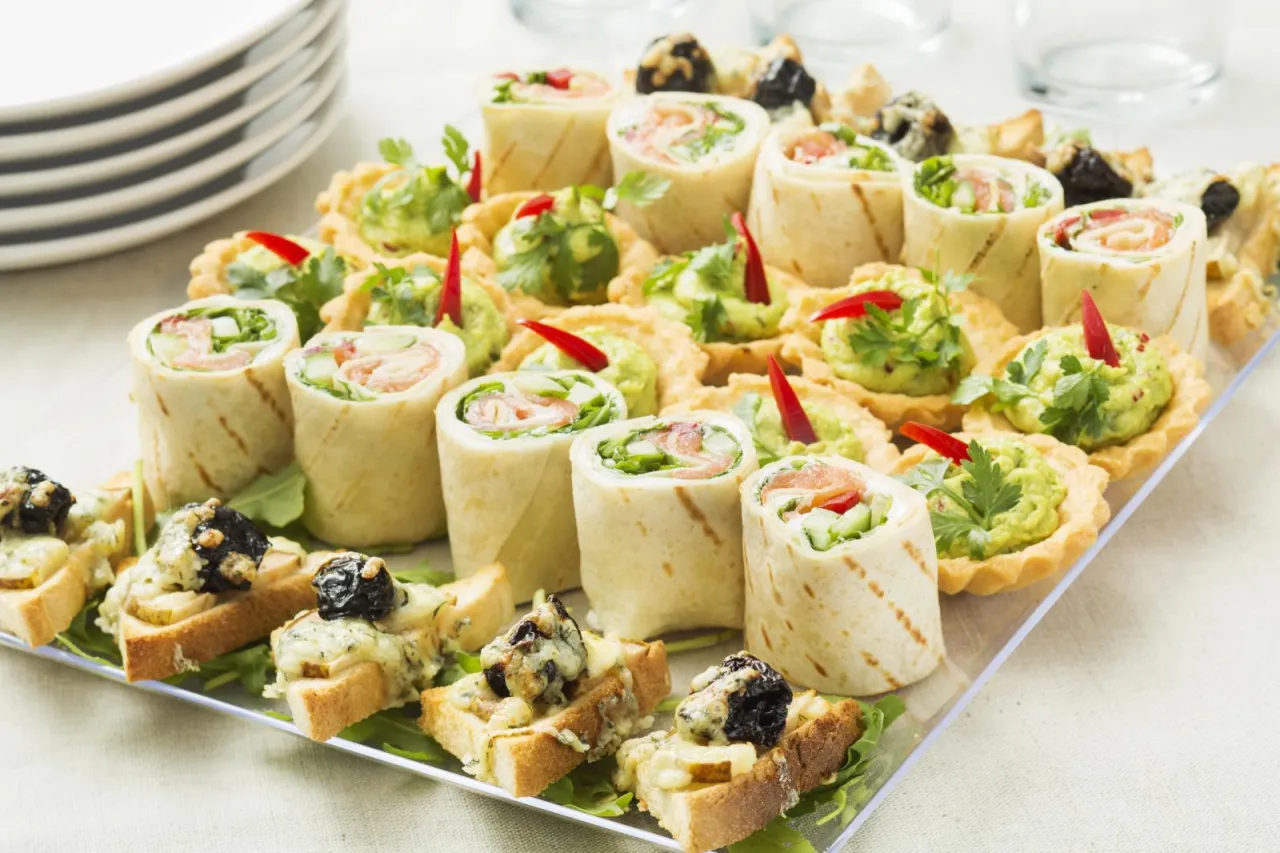 Catering na imprezę dla 20 os&oacute;b przykładowe menu i ceny