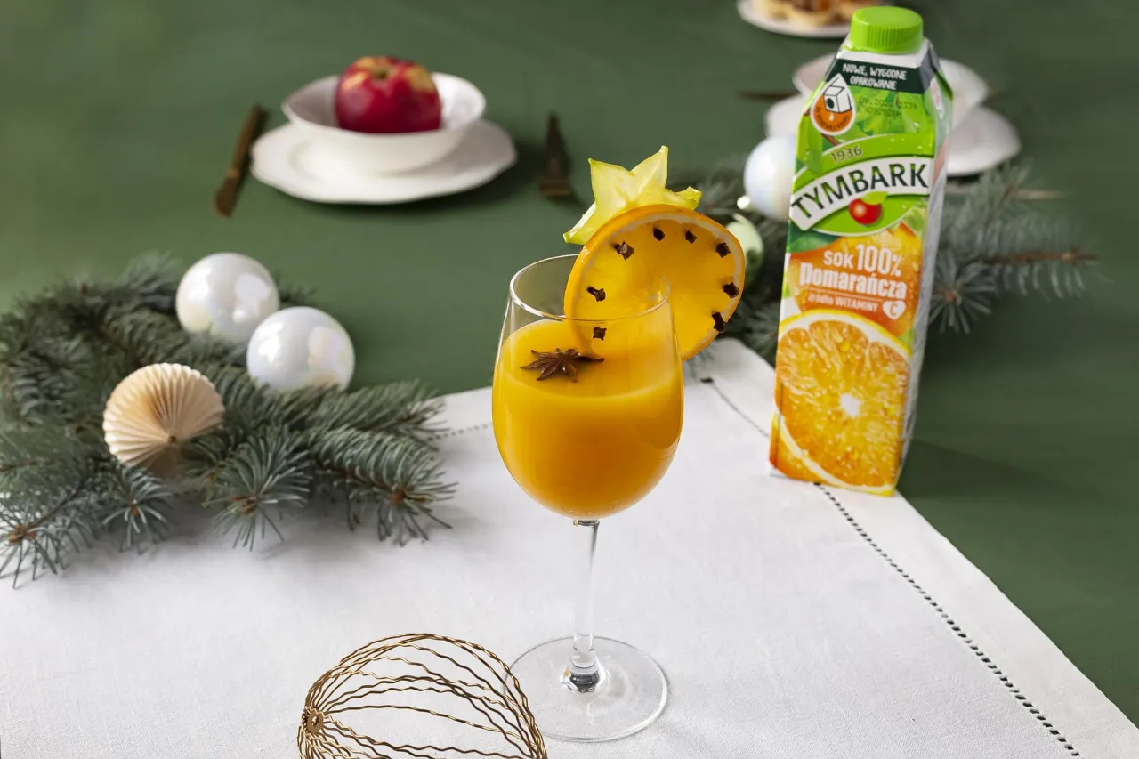 różnorodne klasyczne drinki z likierem pomarańczowym