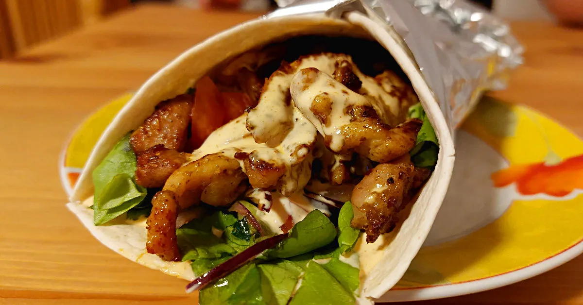 składniki kebaba tortilla kurczak