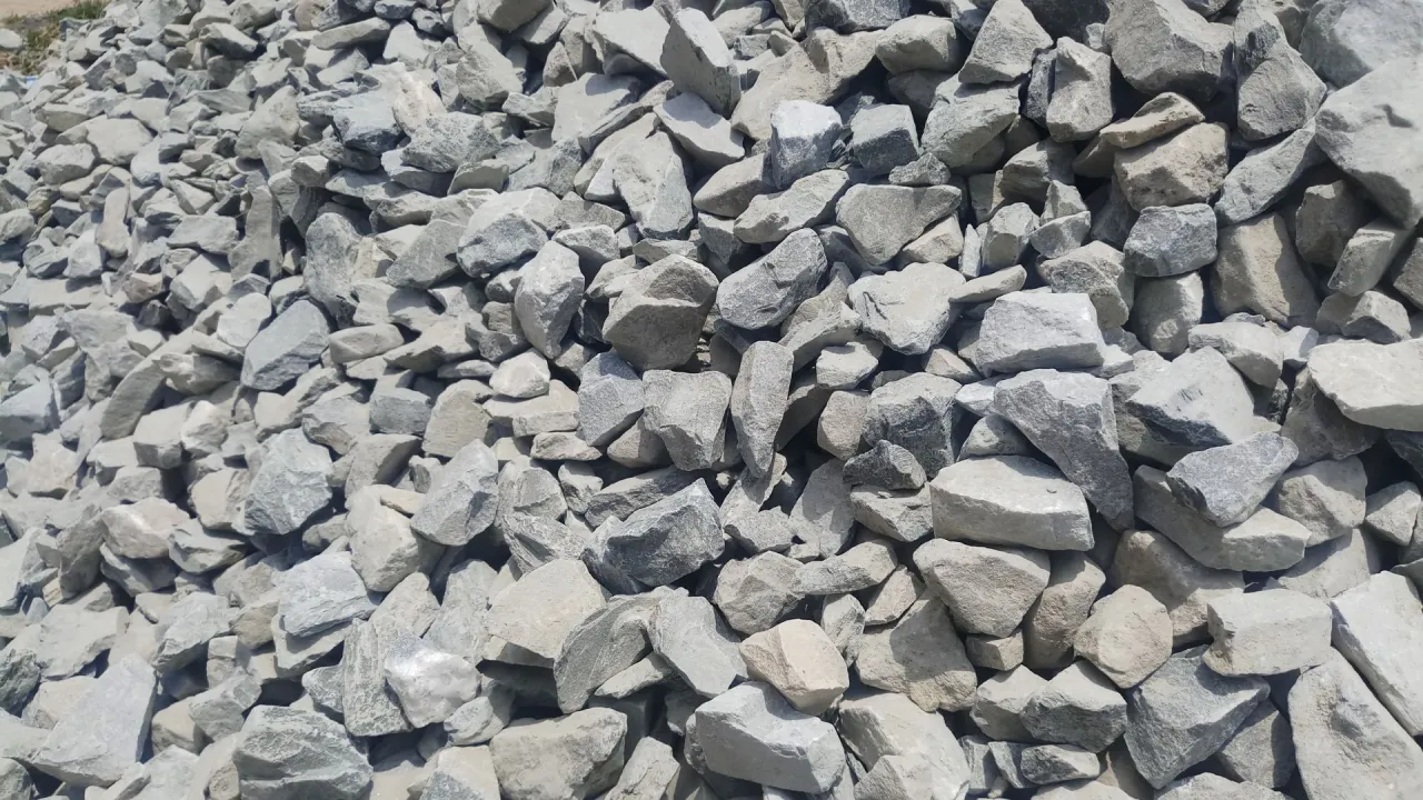 Rodzaje kruszyw pod kostkę brukową porównanie