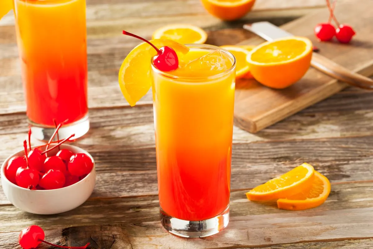 Składniki na idealny Tequila Sunrise