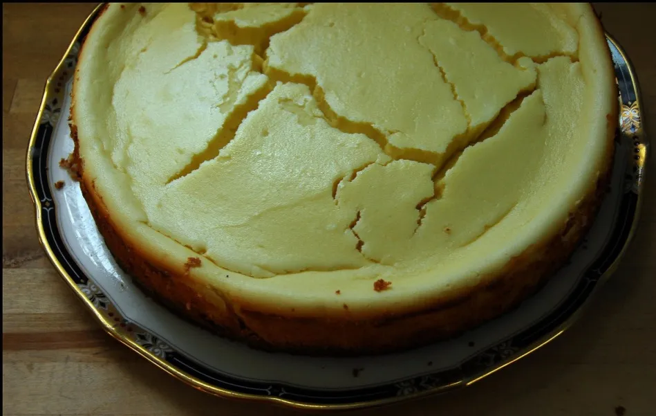pęknięty sernik przyczyny