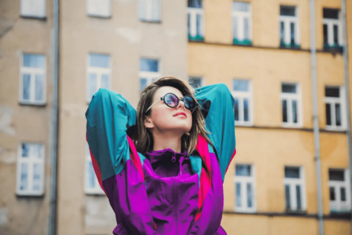 Makijaż fryzury dodatki lata 90