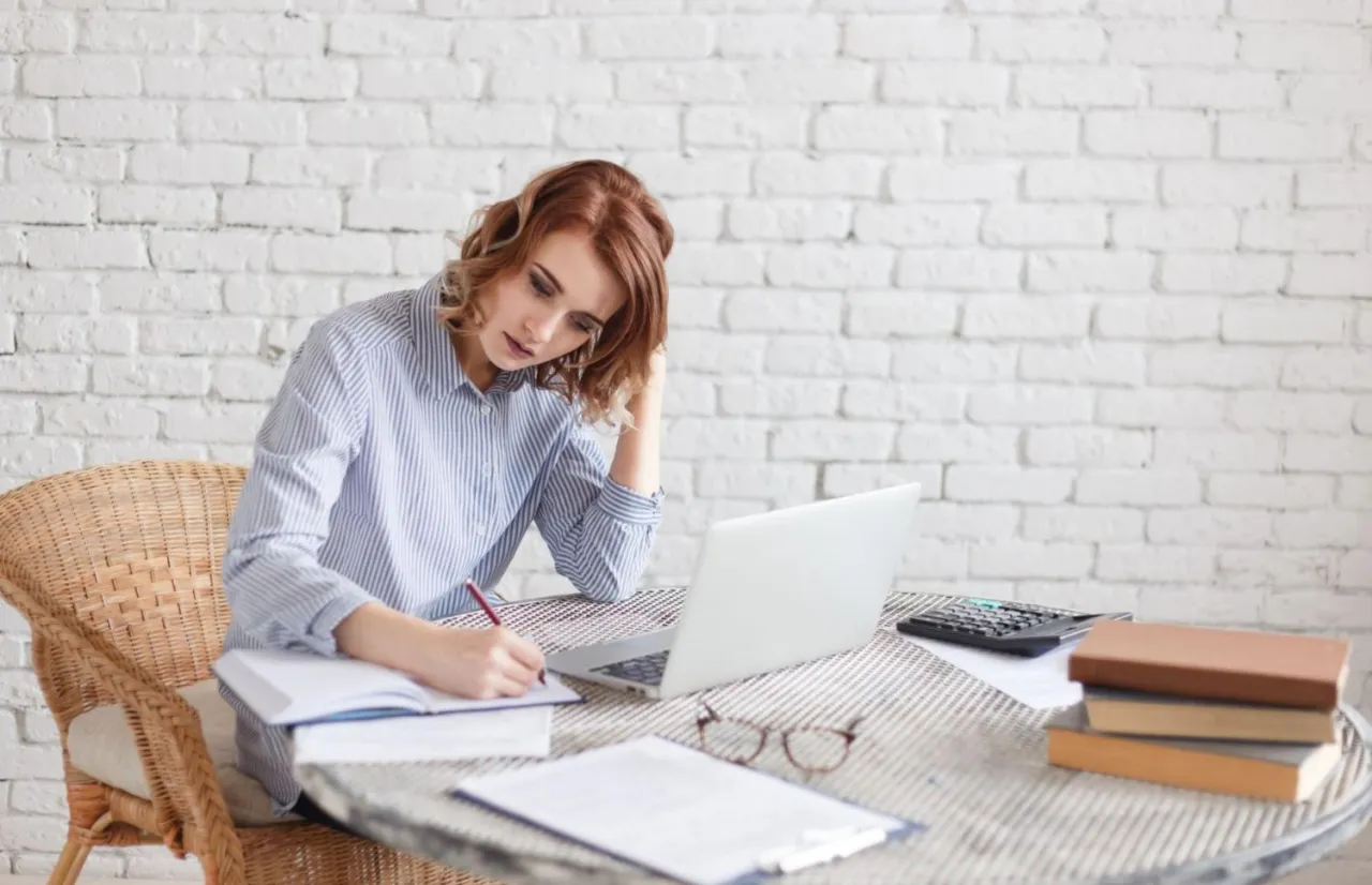 angielskie słownictwo do recenzji książki