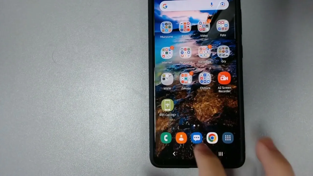 Ekran główny serwisu mGSM.pl z polem do wpisania numeru