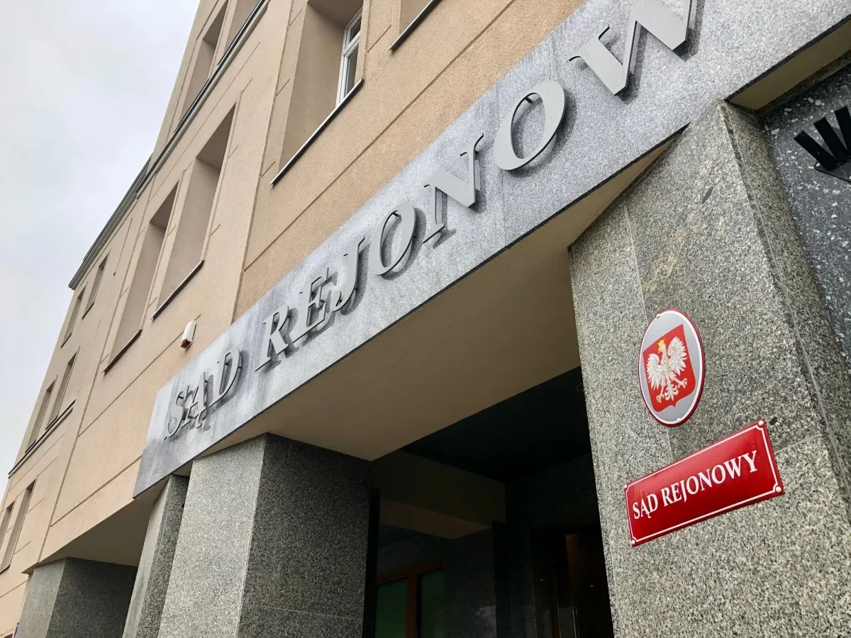 Sąd pracy budynek lub symbol sprawiedliwości