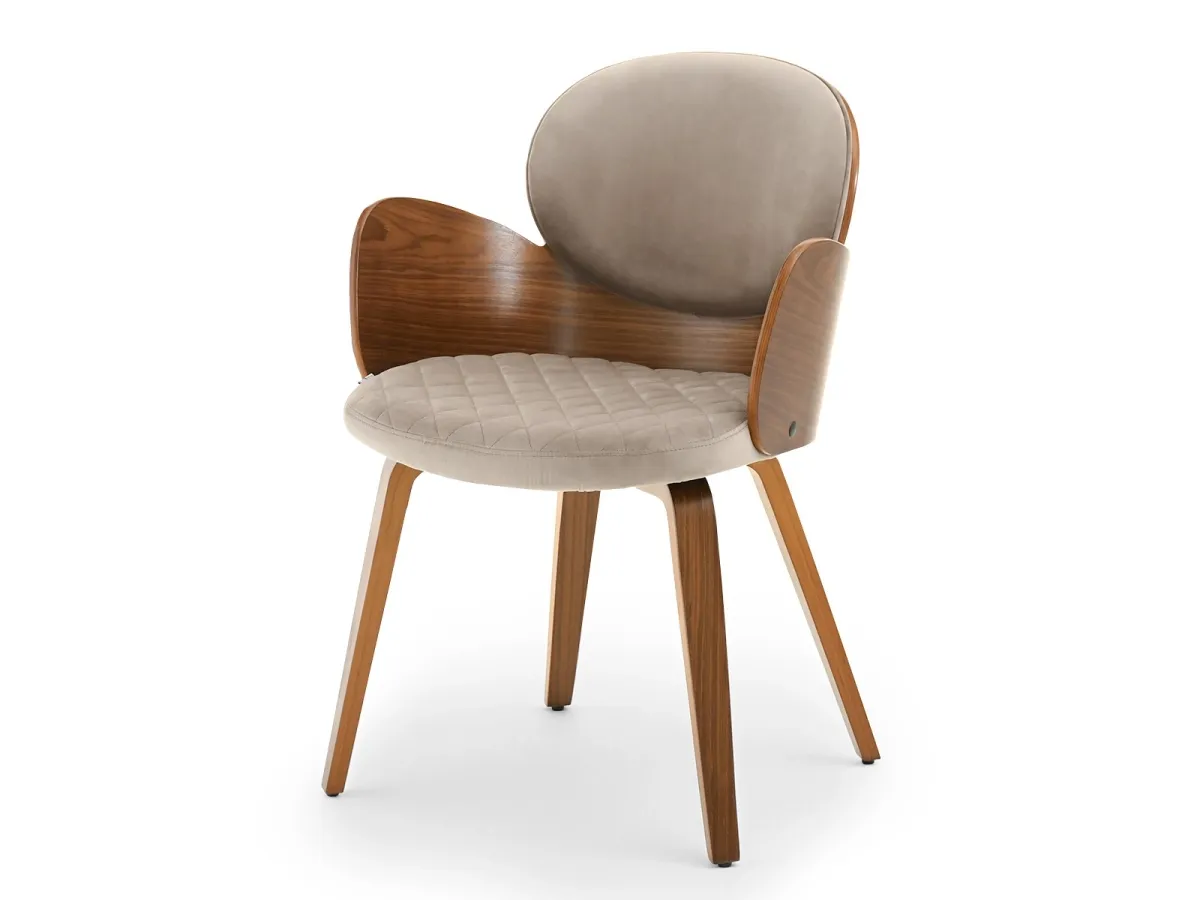 Narzędzia i materiały do pikowania krzesła