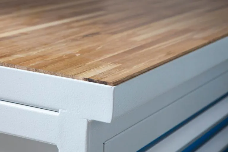 Porównanie materiałów na blat stołu do pilarki tarczowej (sklejka, MDF, blat kuchenny)