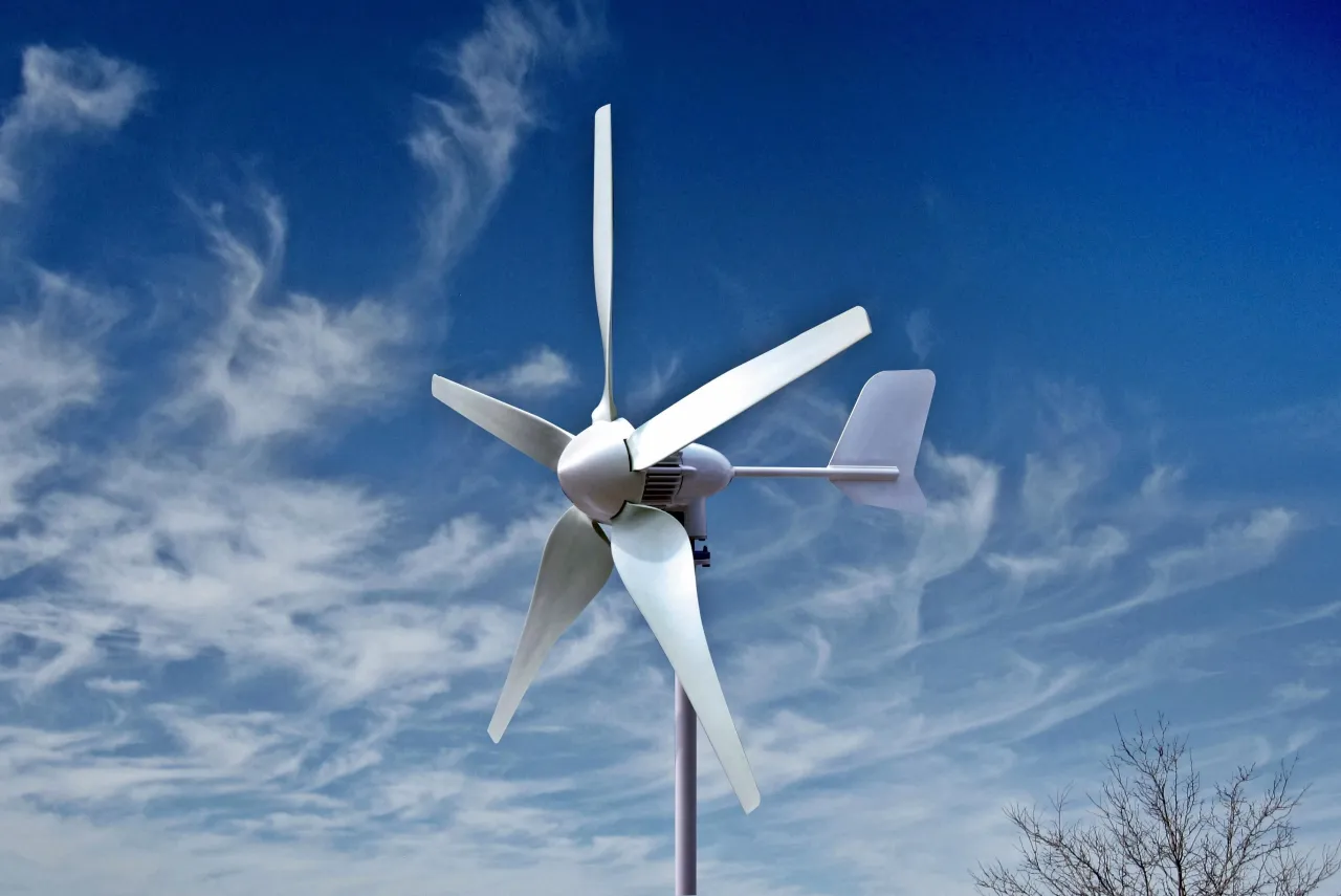 generatory prądnice elektrownia wiatrowa wodna