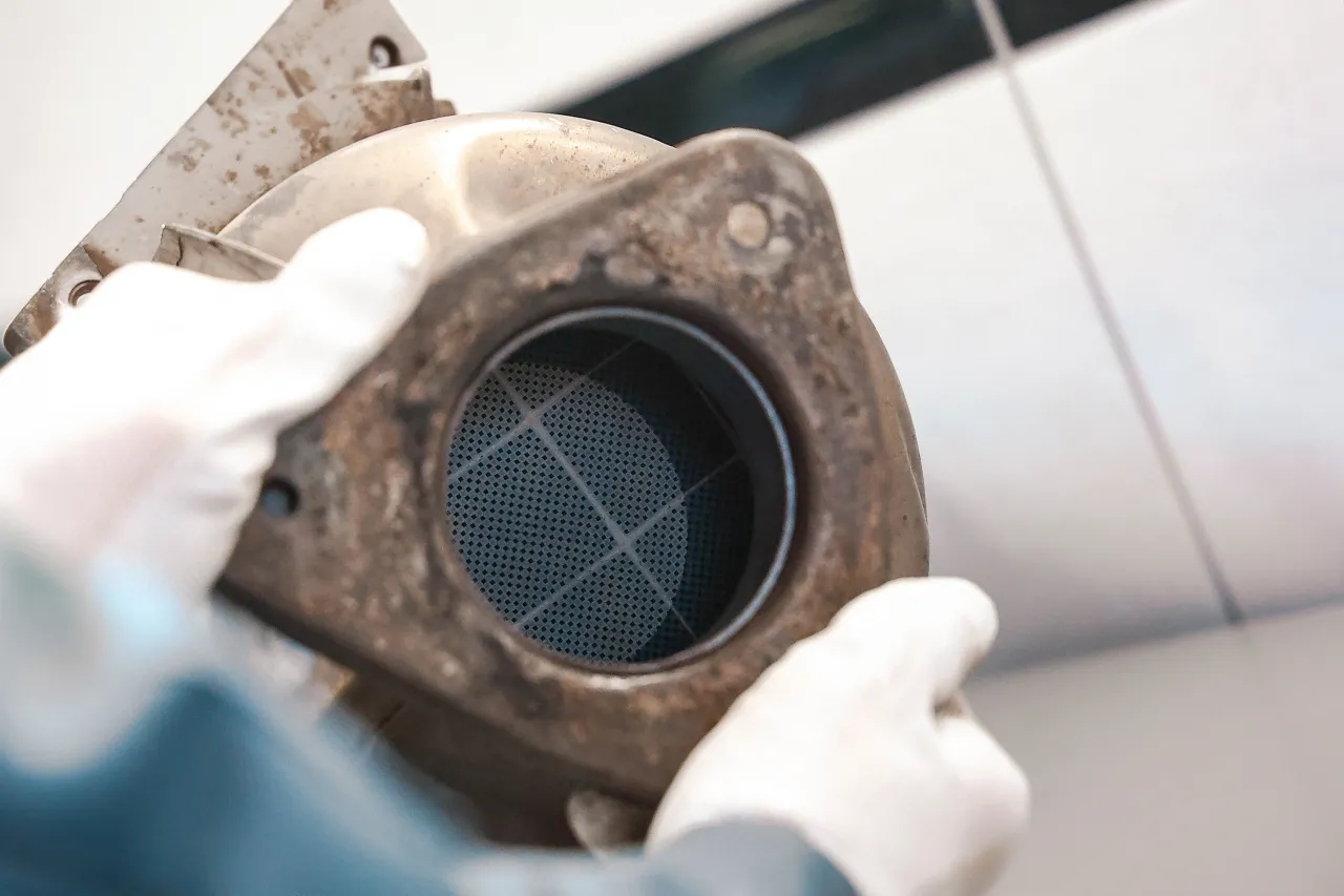 Uszkodzona turbosprężarka przez zatkany DPF