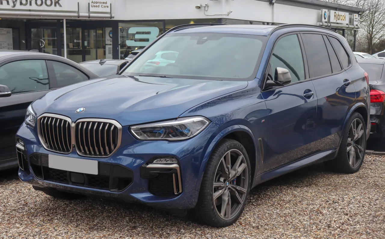 Zdjęcie BMW X5 E53 – niezawodny SUV z doskonałymi osiągami i komfortem