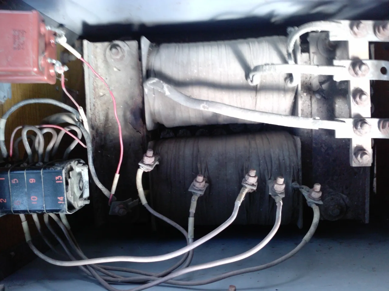 Instalacja elektryczna bezpieczniki do spawarki