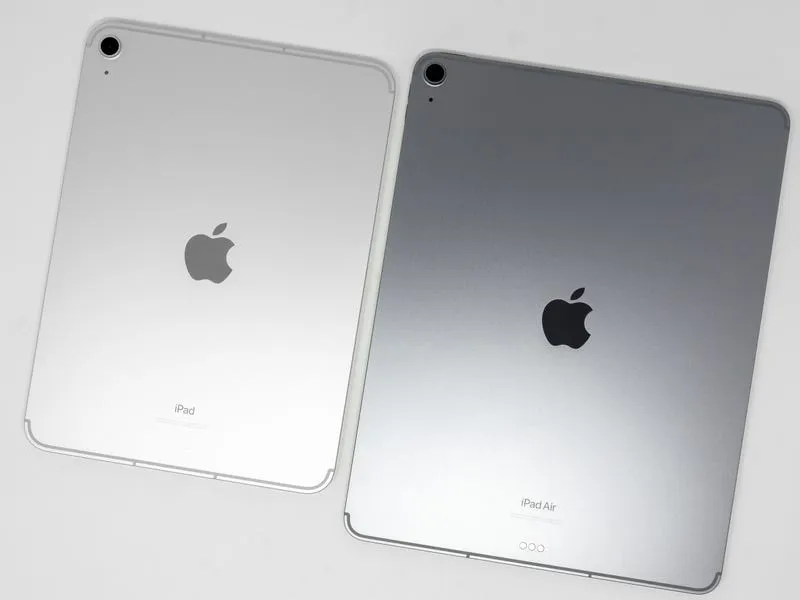 iPad Air Design vs Standard iPad Design