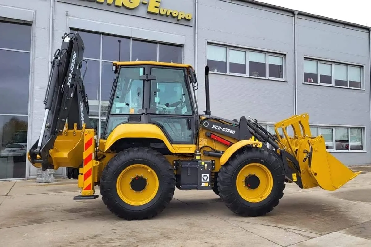 osprzęt do koparko-ładowarki młot wiertnica widły