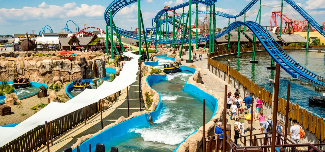 Energylandia Water Park baseny zjeżdżalnie
