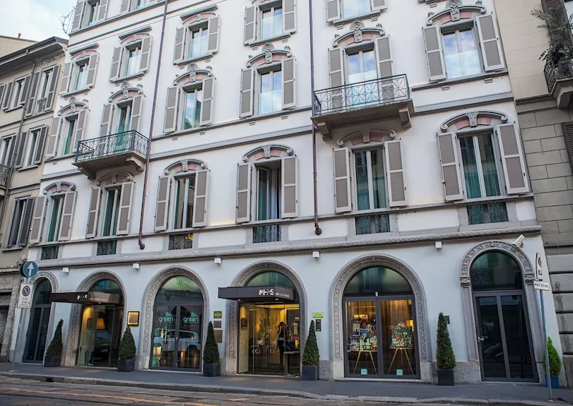 Hotel Milano Scala facciata o interni moderni