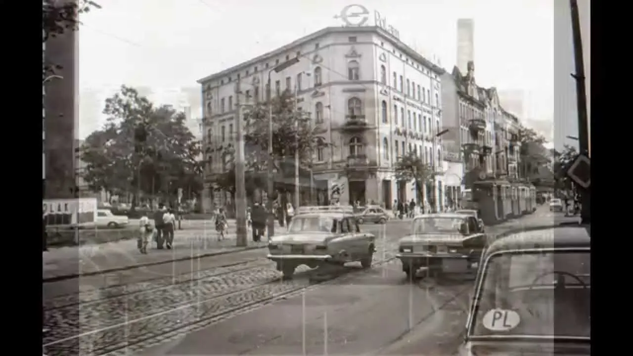 Stara Bydgoszcz czarno-białe zdjęcie ulicy