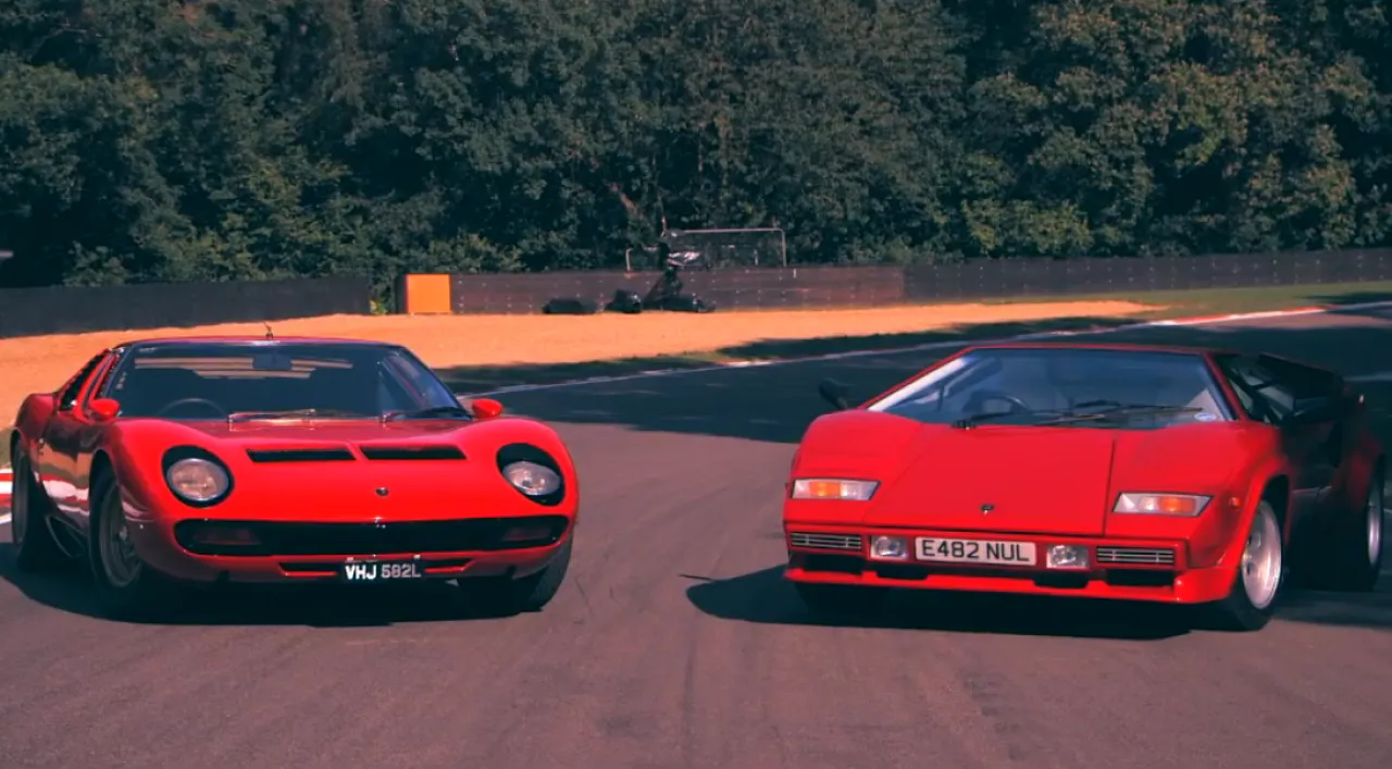 Lamborghini Miura vs Countach design comparison