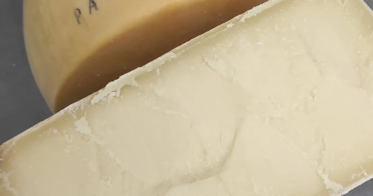 Zdjęcie Jak zrobić parmezan w domu – prosty przepis na pyszny ser