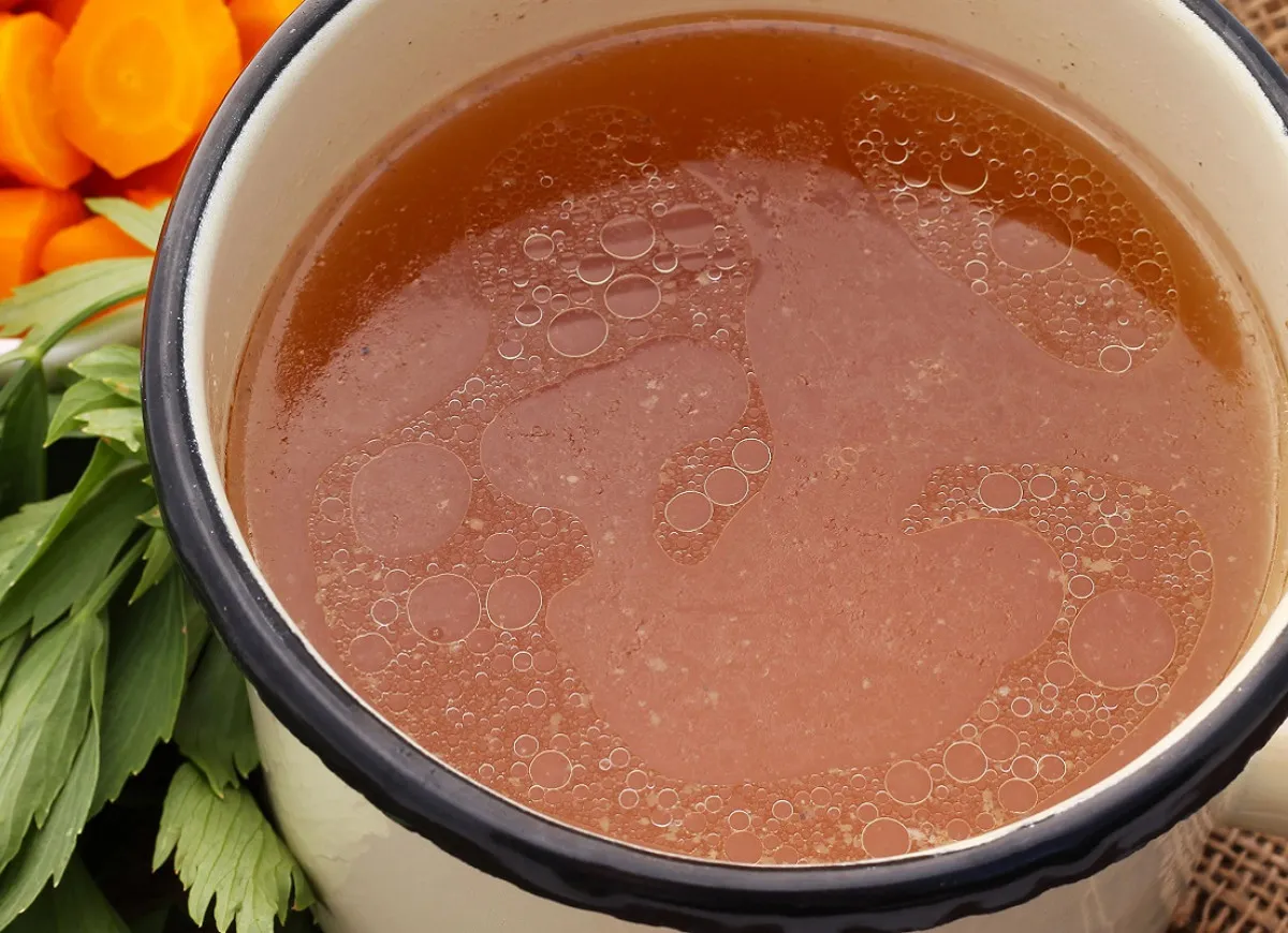 rosół tłuste oczka nieapetyczny