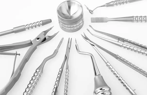 narzędzia ortodontyczne i implanty