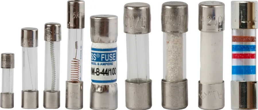 rodzaje bezpieczników topikowych multimetr