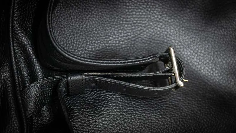 kurtka skórzana dla chłopca eko skóra vs naturalna porównanie