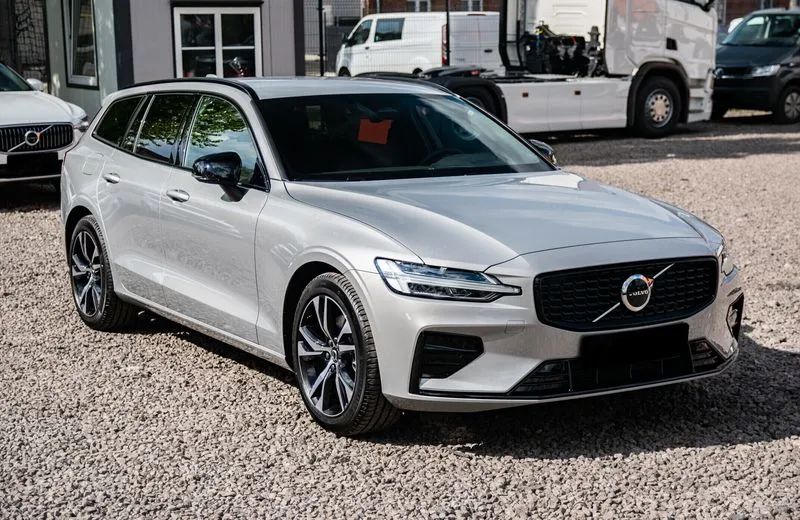 Volvo V60 silniki porównanie