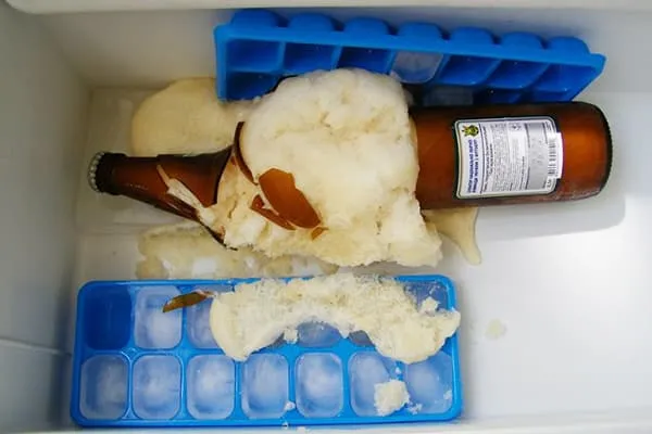 piwo w zamrażarce zegar