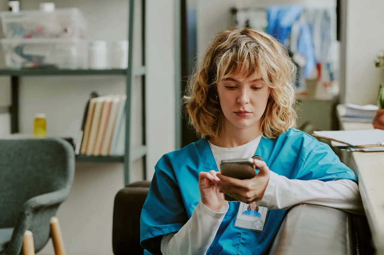 Siatka płac pielęgniarek 2026, grupy zaszeregowania pielęgniarek